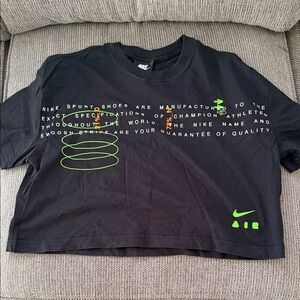 Nike top